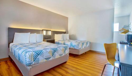 Deluxe Quadruple Room - Non-Smoking