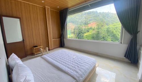 Queen Room with Garden View