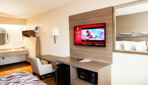 Deluxe Room with Two Double Beds Smoke Free