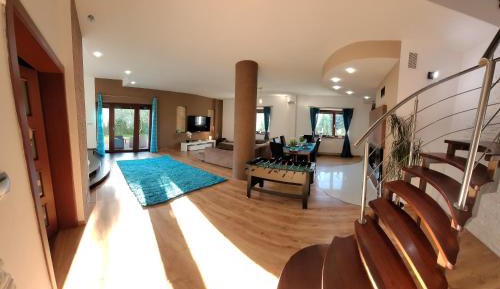 Three-Bedroom Townhouse