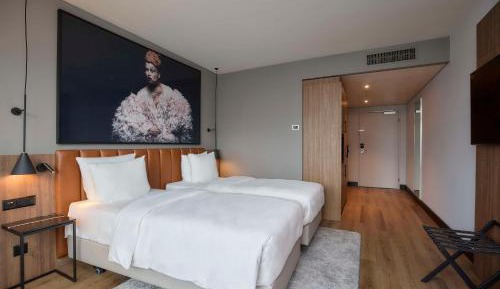 Premium Room