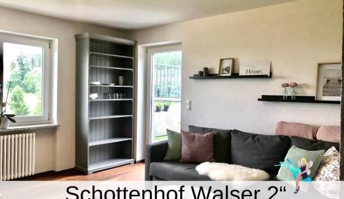 Apartment with Mountain View