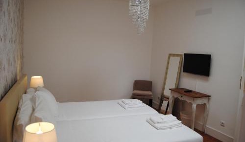 Standard Triple Room with Shared Bathroom