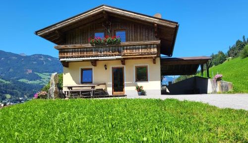 Holiday Home with Bath