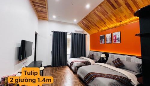 Quadruple Room with Private Bathroom