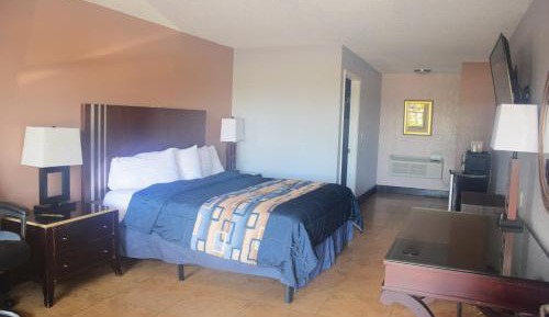 King Room - Non-Smoking