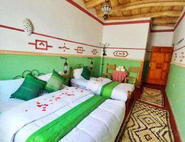 Deluxe Triple Room with Sea View
