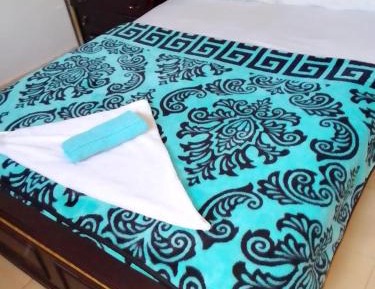 Apartment with Garden View