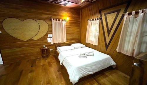 Queen Room with Balcony