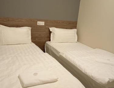 Twin Room with Private Bathroom