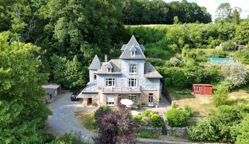 Deluxe Double Room with Extra Bed