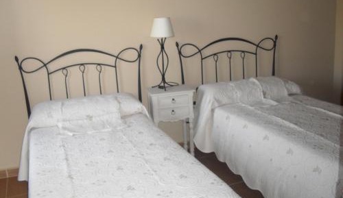 Apartment with Mountain View