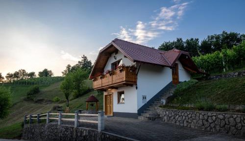 Holiday home with balcony