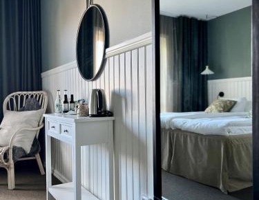 Double Room with Lake View