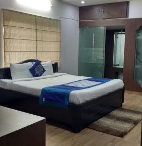 King Room with Balcony