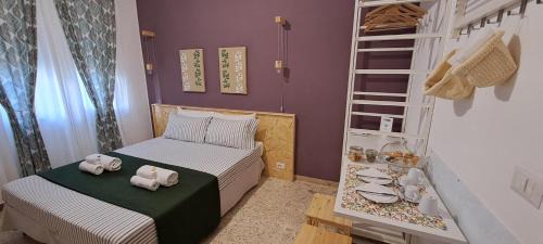 Large Double or Twin Room