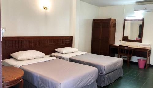 Economy Twin Room