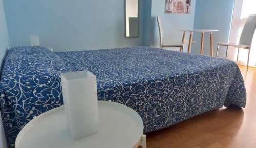 Standard Double Room with Shared Bathroom