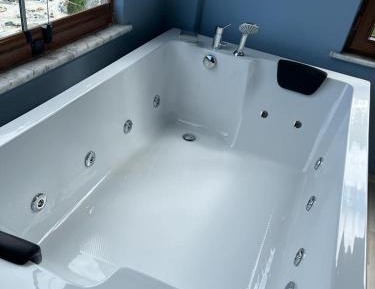 King Suite with Spa Bath