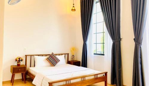 Queen Room with Balcony