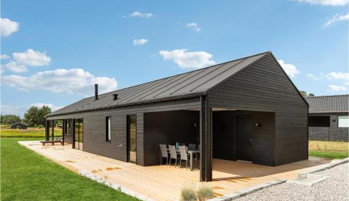 Four-Bedroom Holiday Home