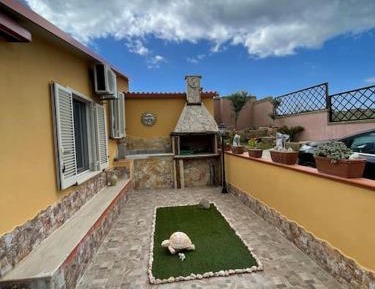 One-Bedroom House