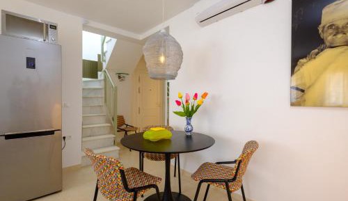 One-Bedroom Apartment with Terrace