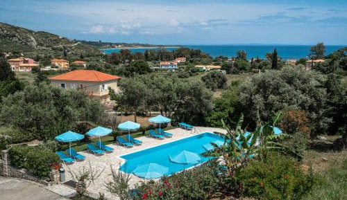 Superior One-Bedroom Apartment with Balcony