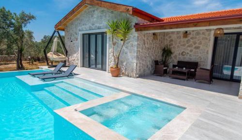 Two-Bedroom Villa