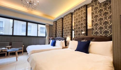 Deluxe Quadruple Room