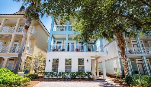 Six-Bedroom Holiday Home