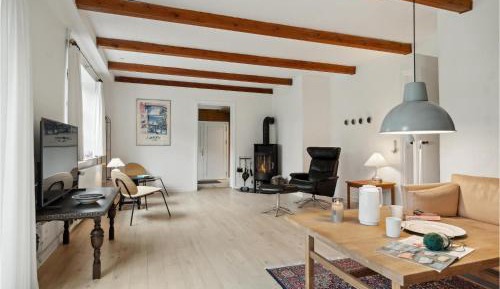Four-Bedroom Holiday Home