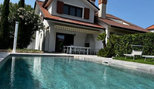 Villa with Private Pool