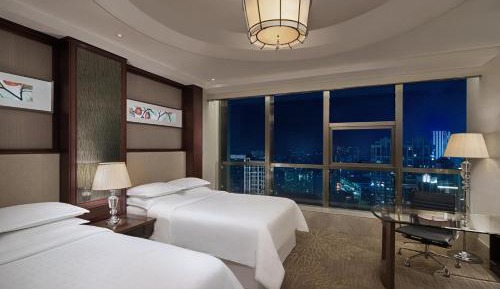 Grand Deluxe Twin River View 