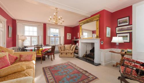 Three-Bedroom Townhouse