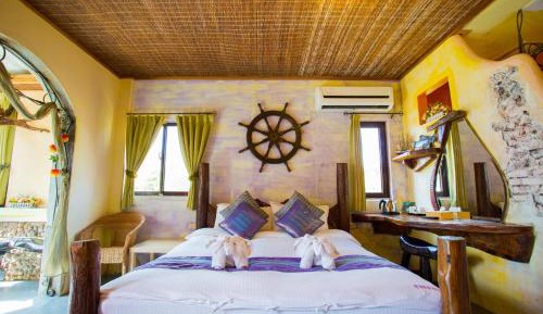 Deluxe Double Room with Bath