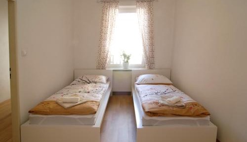 Twin Room with Shared Bathroom