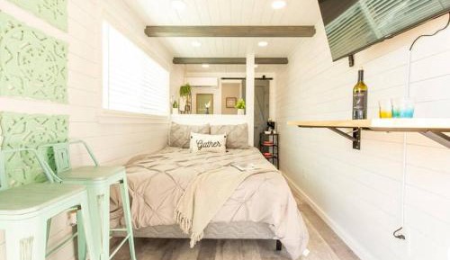 One-Bedroom House