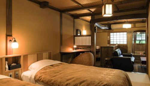 Twin Room with Private Bathroom