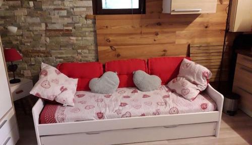 Studio with Sofa Bed