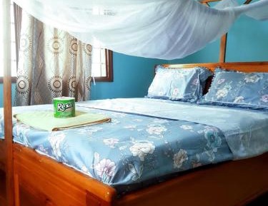 Single Room with Private Bathroom