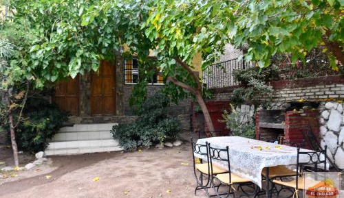 Two-Bedroom Bungalow (6Adults)