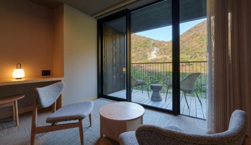 Twin Room with Mountain View