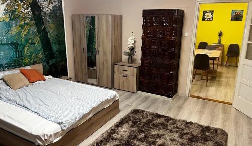 Quadruple Room with Private Bathroom