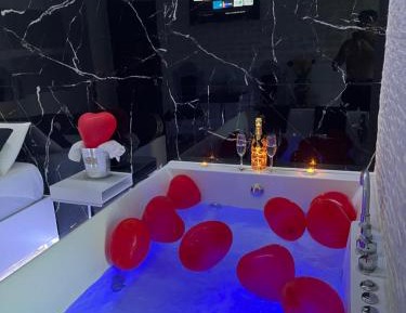 Double Room with Spa Bath