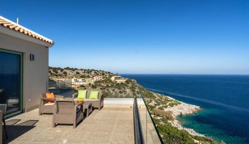 Superior One-Bedroom Apartment with Balcony