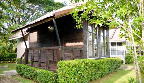 Deluxe Bungalow