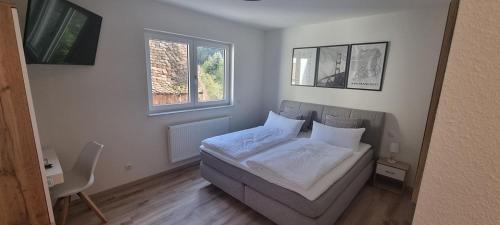 Deluxe Double Room with Shower