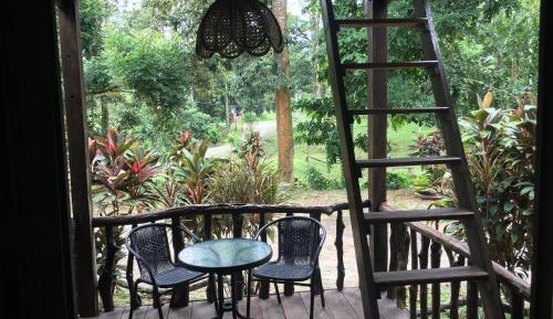 Villa with Garden View