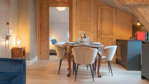 Attic Suite with Kitchen